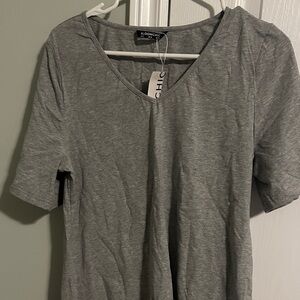 Chic Heather Gray Short Sleeve Top